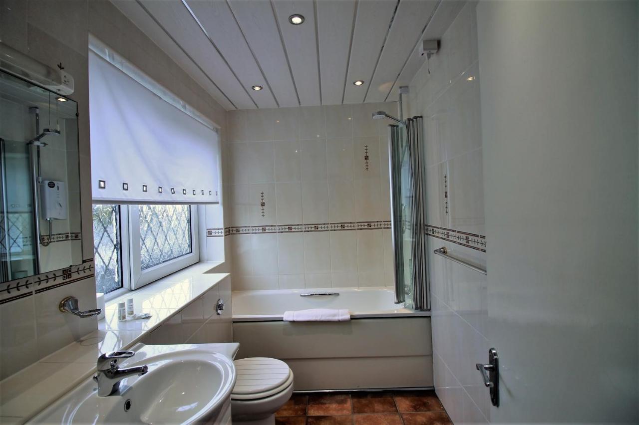 Fairway Hotel Bathgate Kültér fotó